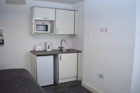 1 bedroom in a house share to rent - Room R, The Woodston, Belsize Ave, P`Boro, PE2 9HX