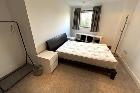 2 bedroom flat to rent, Magellan House , Armouries Way, Leeds