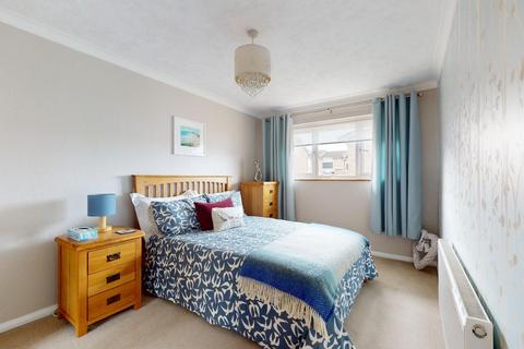 50 Lorton Close, Gravesend, DA12 4EX