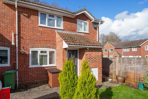18 Hodges Close, Bagshot, GU19 5QS