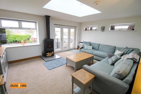 3 bedroom detached bungalow for sale, Roundfields, Stoke-On-Trent ST9