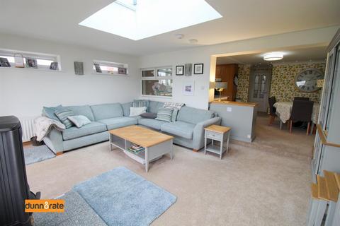 3 bedroom detached bungalow for sale, Roundfields, Stoke-On-Trent ST9