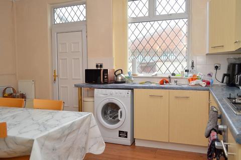 39 Derby Street, Chadderton, Oldham, OL9 7HX