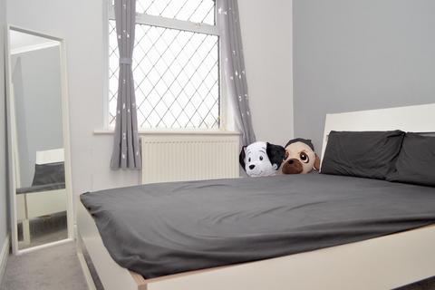 39 Derby Street, Chadderton, Oldham, OL9 7HX