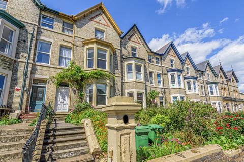 6 bedroom house for sale, Trinity Road, Scarborough
