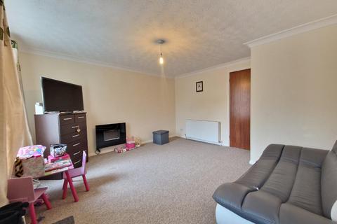 2 bedroom flat to rent, Westerdale Court, York, YO30