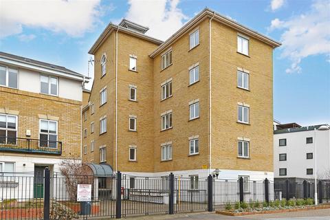 31 Island Row, London, E14 7HU