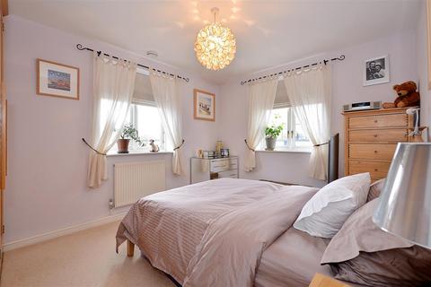 31 Island Row, London, E14 7HU