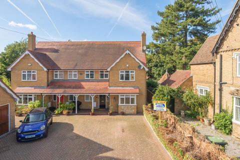 4 bedroom semi-detached house for sale - Station Road, Aylesford