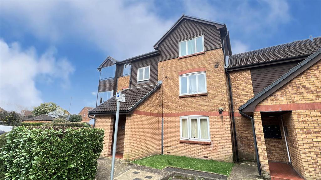 Kipling Drive, Wimbledon SW19 1 bed flat for sale £279,999