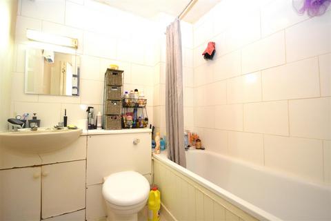 1 bedroom flat for sale, Kipling Drive, Wimbledon SW19