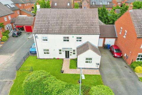 Horner Avenue, Fradley, Lichfield