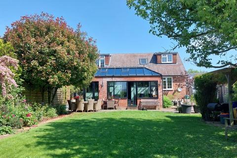 3 bedroom semi-detached bungalow for sale, Hull Lane, Braughing