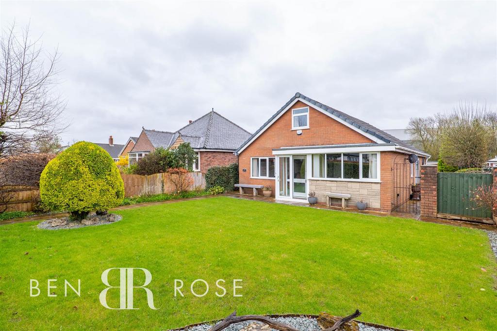 Croston Road, Farington Moss, Leyland 4 bed detached bungalow for sale