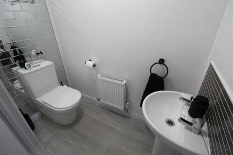 90 Blithfield Way, Stoke-on-trent, ST6 8GS