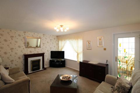 3 bedroom end of terrace house for sale - Orpington Avenue, Walker, Newcastle Upon Tyne