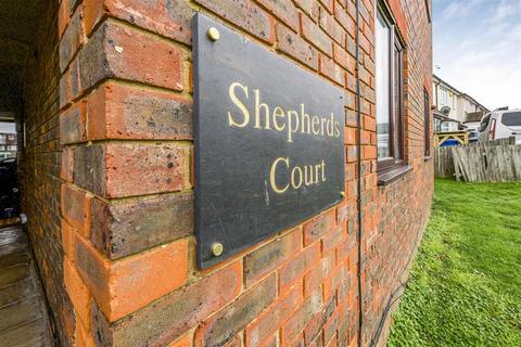 2 bedroom apartment for sale - Shepherds Court, Sheepcote Road, Windsor