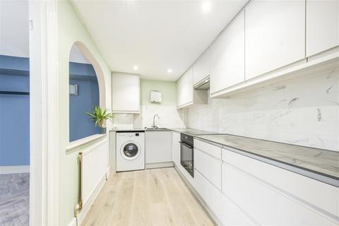 2 bedroom apartment for sale - Shepherds Court, Sheepcote Road, Windsor