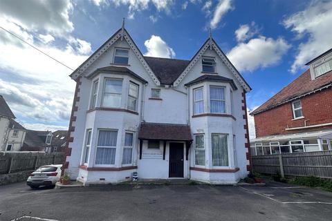 2 bedroom flat for sale, Ulwell Road, North Swanage, Swanage