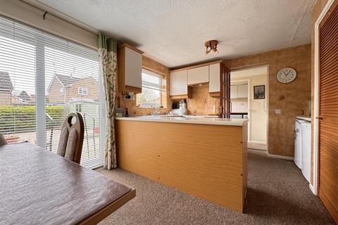 3 bedroom semi-detached house for sale - Belsay, Swindon SN5