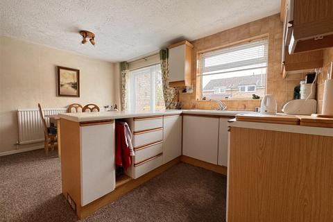 51 Belsay, Toothill, Swindon, SN5 8HD