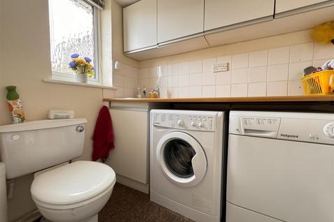 51 Belsay, Toothill, Swindon, SN5 8HD