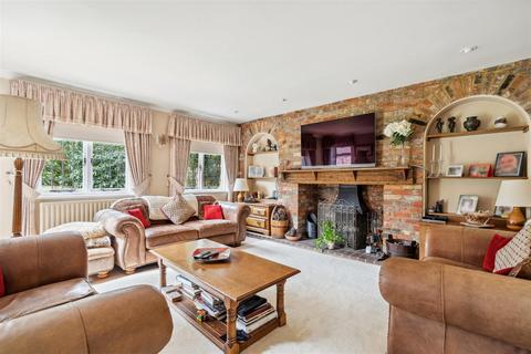 4 bedroom detached house for sale, Fishpool Street, St. Albans, AL3