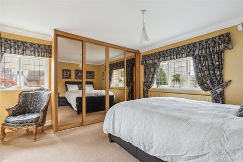 4 bedroom detached house for sale, Fishpool Street, St. Albans, AL3