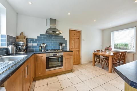 3 bedroom semi-detached house for sale, Sherborne Road, Chichester