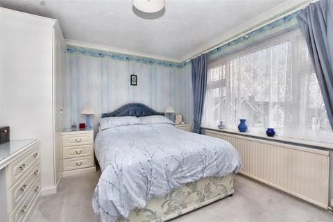 3 bedroom detached house for sale - Ruskin Road, Eastbourne