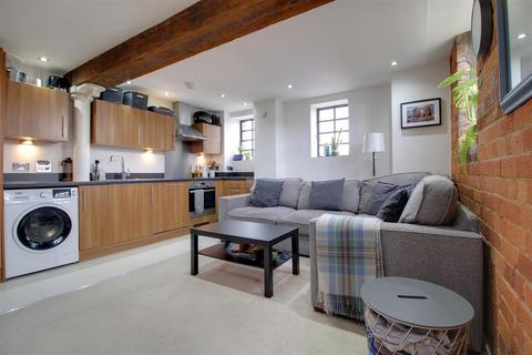 2 bedroom apartment for sale, Lock Warehouse, Severn Road, Gloucester Docks