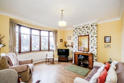 3 bedroom terraced house for sale, Mount View Road, North Chingford
