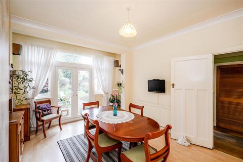 3 bedroom terraced house for sale, Mount View Road, North Chingford