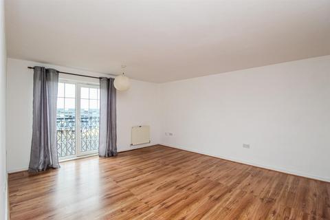 2 bedroom flat for sale, St Christophers Walk, Burton Street WF1