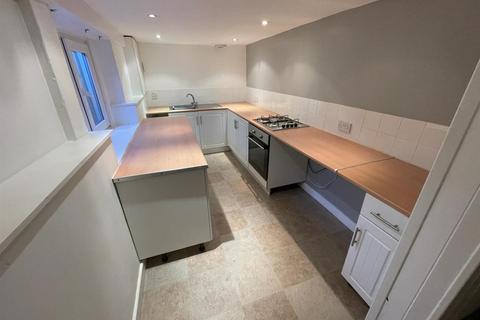 2 bedroom terraced house to rent, Providence Buildings, Halifax