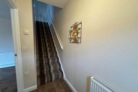3 bedroom semi-detached house for sale - Easdale Court, Thornaby, Stockton-On-Tees