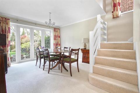 4 bedroom detached house for sale, Wickenfields, Ware