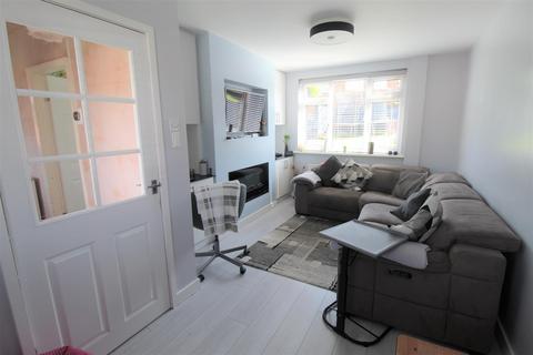 3 bedroom semi-detached house for sale - Newhouse Road, Stoke-On-Trent ST2