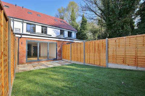 4 bedroom end of terrace house for sale - Houses at Silverdale Mews, Silverdale Road, Tunbridge Wells, TN4 9HX