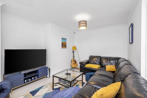 3 bedroom semi-detached house for sale - Carden Hill, Hollingbury, Brighton