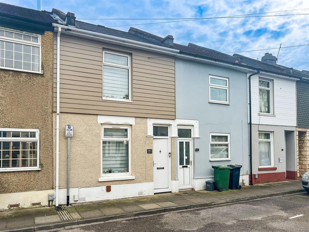 Jervis Road, Portsmouth 2 bed terraced house for sale £200,000