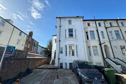 2 bedroom flat for sale - Nelson Road, Southsea