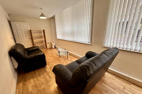 2 bedroom apartment to rent, Langley Building, 36 Hilton Street
