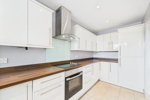 2 bedroom apartment for sale, Francis Close, Hitchin, SG4