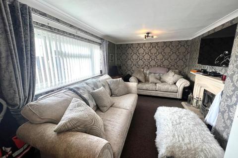 1 bedroom apartment for sale - Bourne Crescent, Kings Heath, Northampton NN5