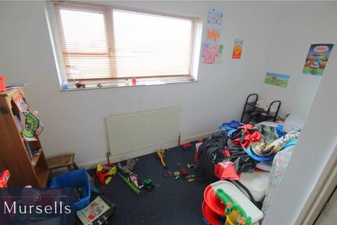 28 Fitzworth Avenue, Poole, BH16 5AY
