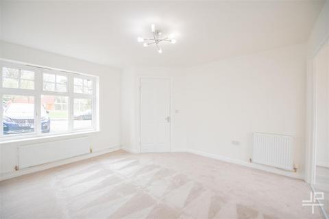 3 bedroom terraced house for sale, Hallview Way, Manchester M28