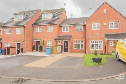 3 bedroom terraced house for sale, Hallview Way, Manchester M28