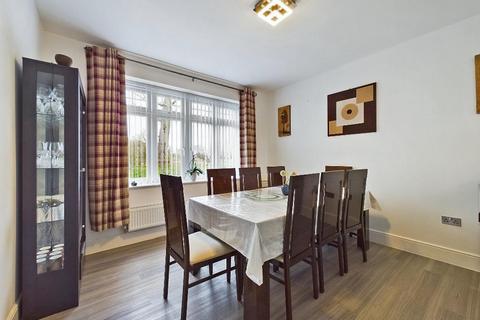 11 Ashbery Road, Backford, Chester, CH1 6QD