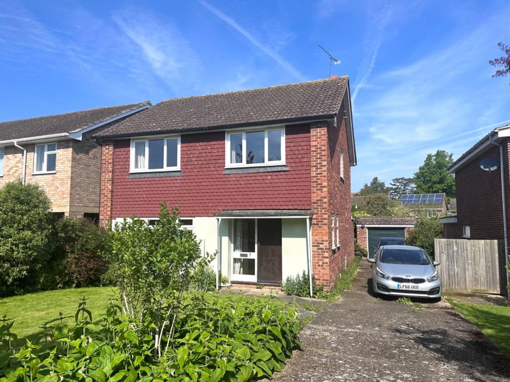 Churchill Road, Canterbury, Kent, CT1 4 bed detached house for sale £